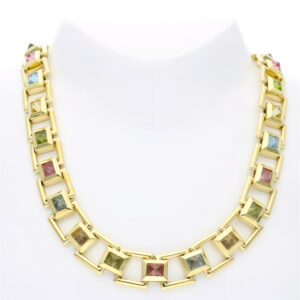 COLLIER FARAONE